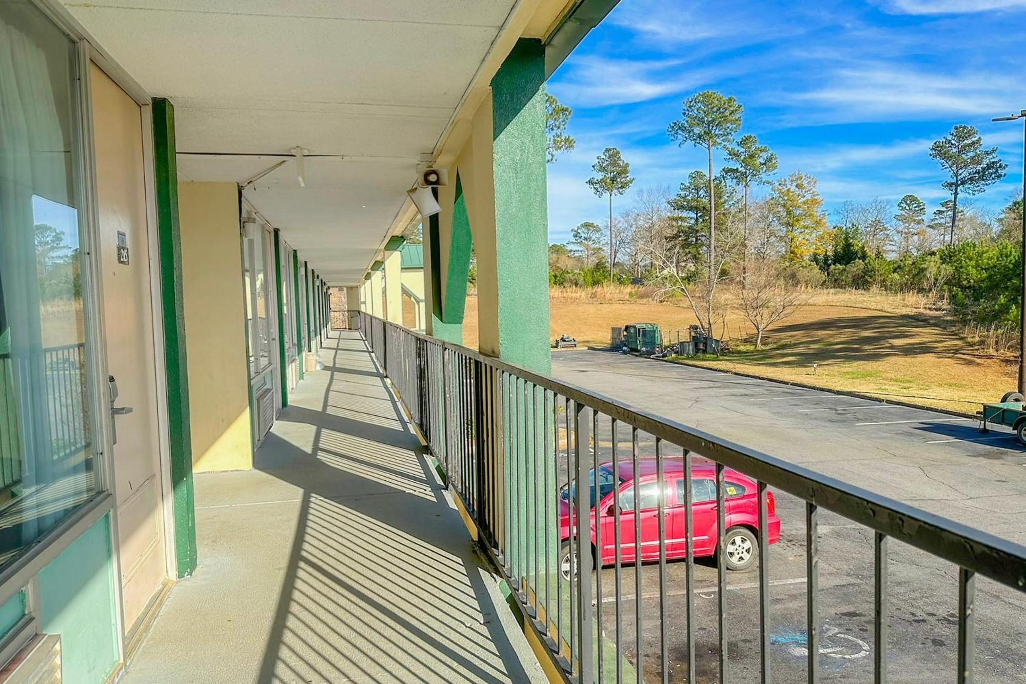 Super Inn&Suites Milledgeville Exterior foto